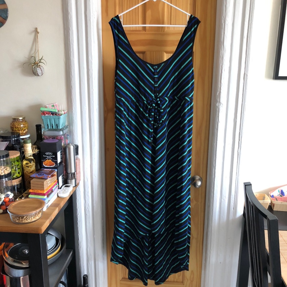 Torrid Size 2 High-Low Chevron Maxi Dress